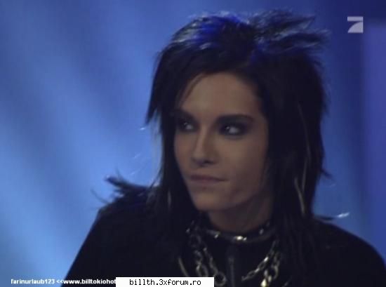 Bill cu suvite..punetzi poze..dak avetzi..:D - vai ce ias canta eu lui Bill suna cam asa : Baby - ToKio HoTeL