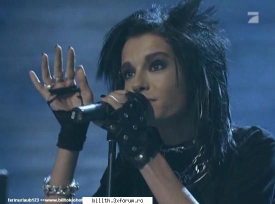 Bill cu suvite..punetzi poze..dak avetzi..:D - jur ca dak in maxim 2 ani nul vad in - ToKio HoTeL