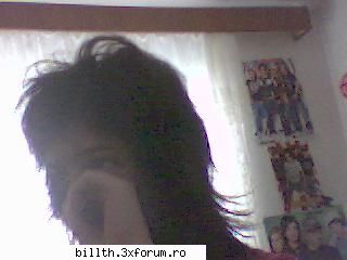iatama..:d chrisa:mam tuns aproape ca bill si imi pot face freza lui.iata poze...