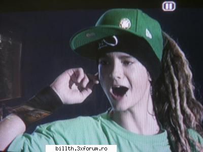 Sexy TOM - cred ca [poza-i facuta dintr-un videoclip - ToKio HoTeL