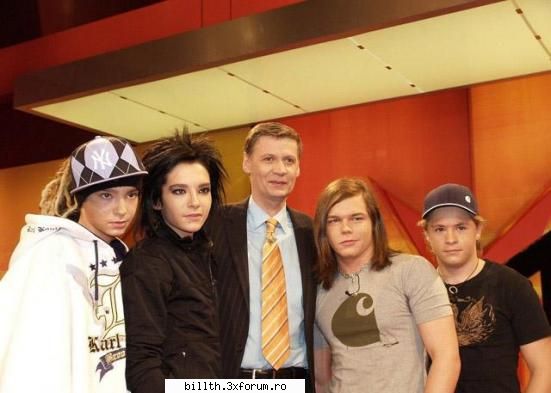Versuri de la TH.....:D - beichte romana--->>> Confesiune Incepe in fiecare - ToKio HoTeL