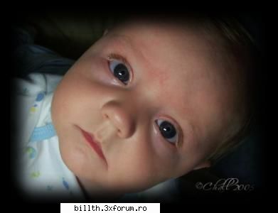 Vreau sa punem aici poze cu bebelusi.....Ii iubesc... - Un copil...obisnuit!=) - My Cool Forum