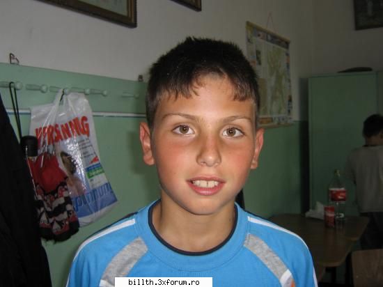 cool boys and more..... - privitrzil pe casy - My Cool Forum